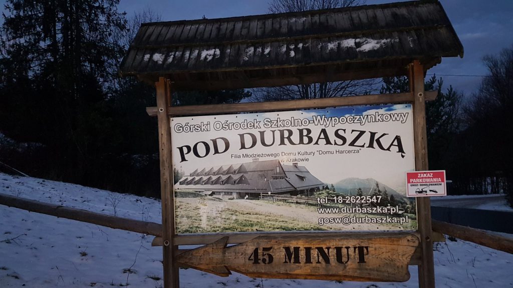 Plakat górskiego ośrodka szkolno-wypoczynkowego pod Dubruszką